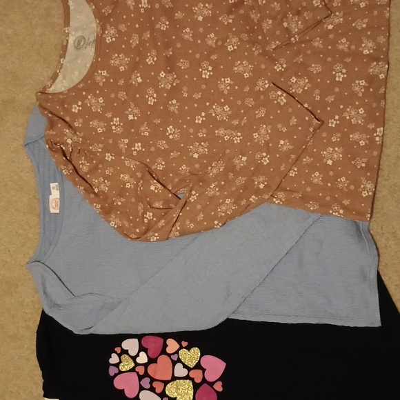 Girls Long Sleeve Tops NWT Bundle Of 3 - Picture 3 of 6